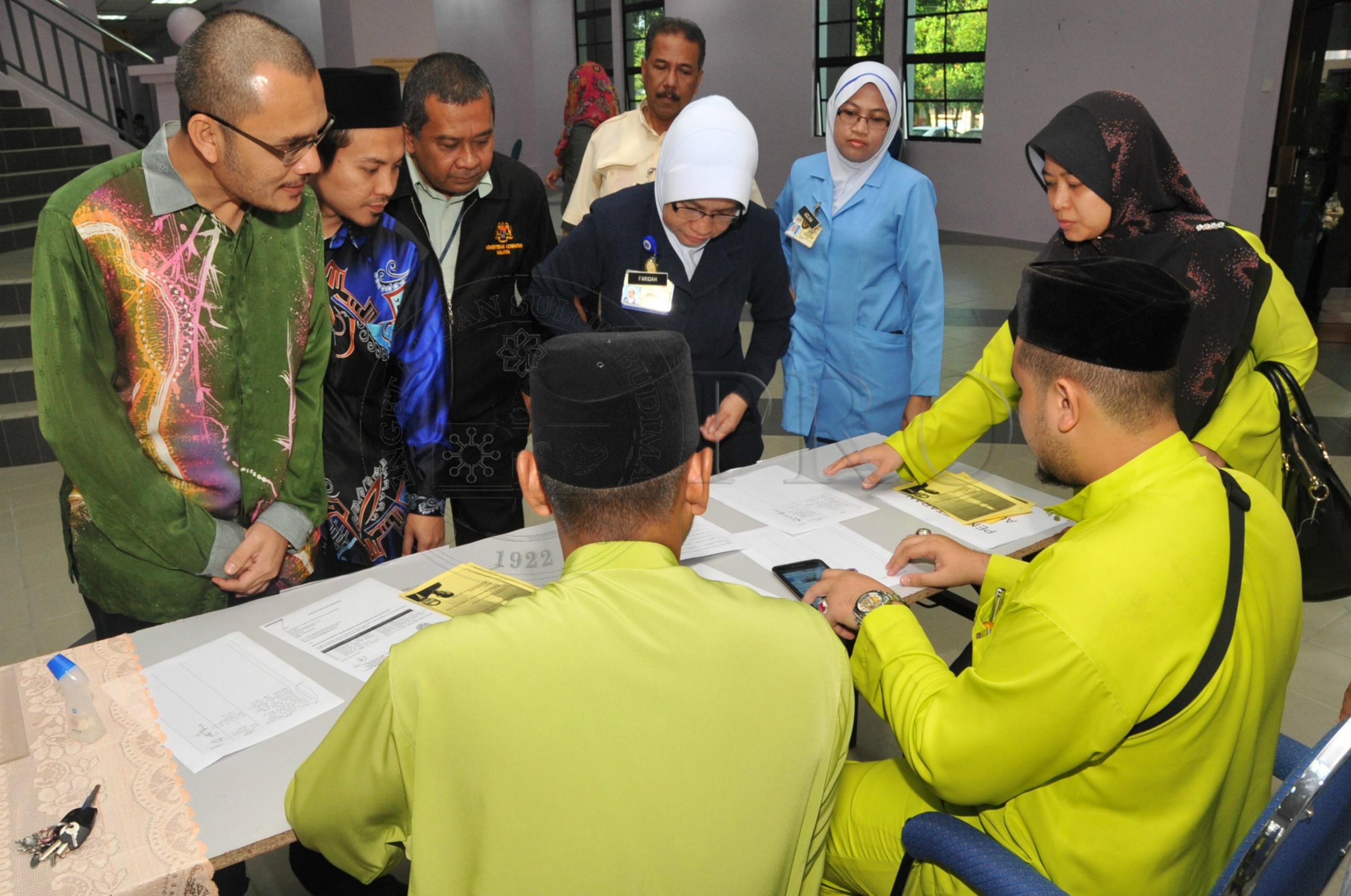 PRO 15 2 MAULIDUR PRO 4087